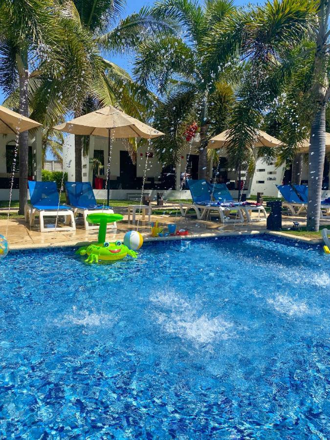 Hotel El Faro Monterrico Exteriör bild