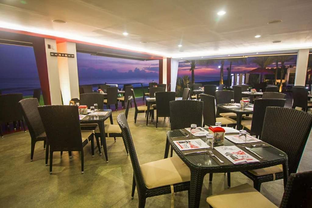 Hotel El Faro Monterrico Exteriör bild
