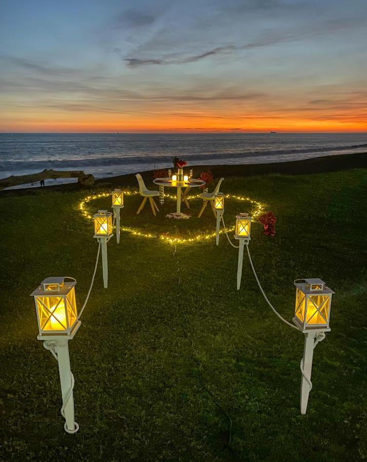 Hotel El Faro Monterrico Exteriör bild