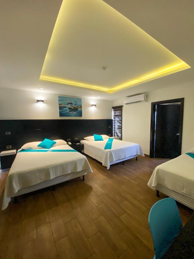 Hotel El Faro Monterrico Exteriör bild